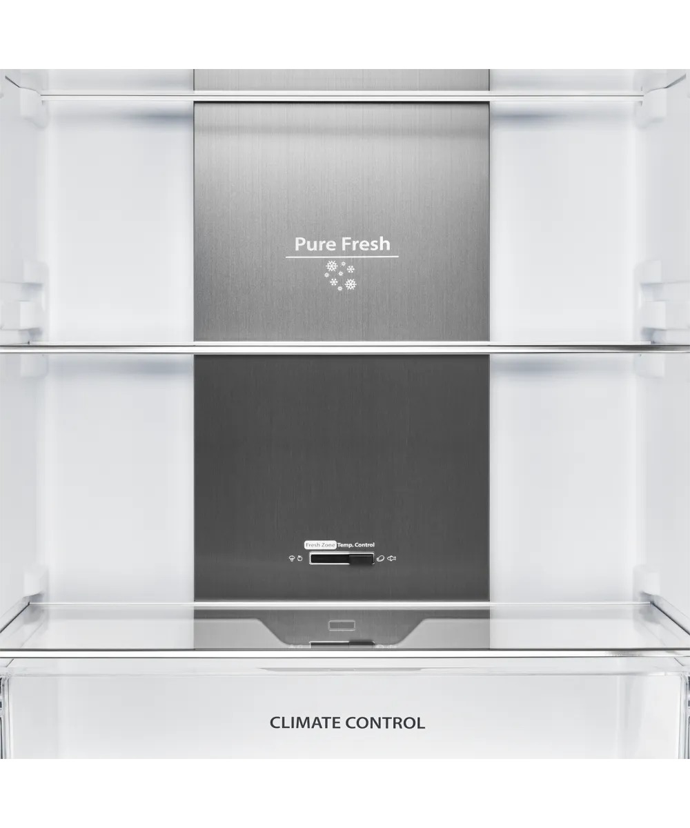 Freestanding refrigerator RFCN 2013 WG