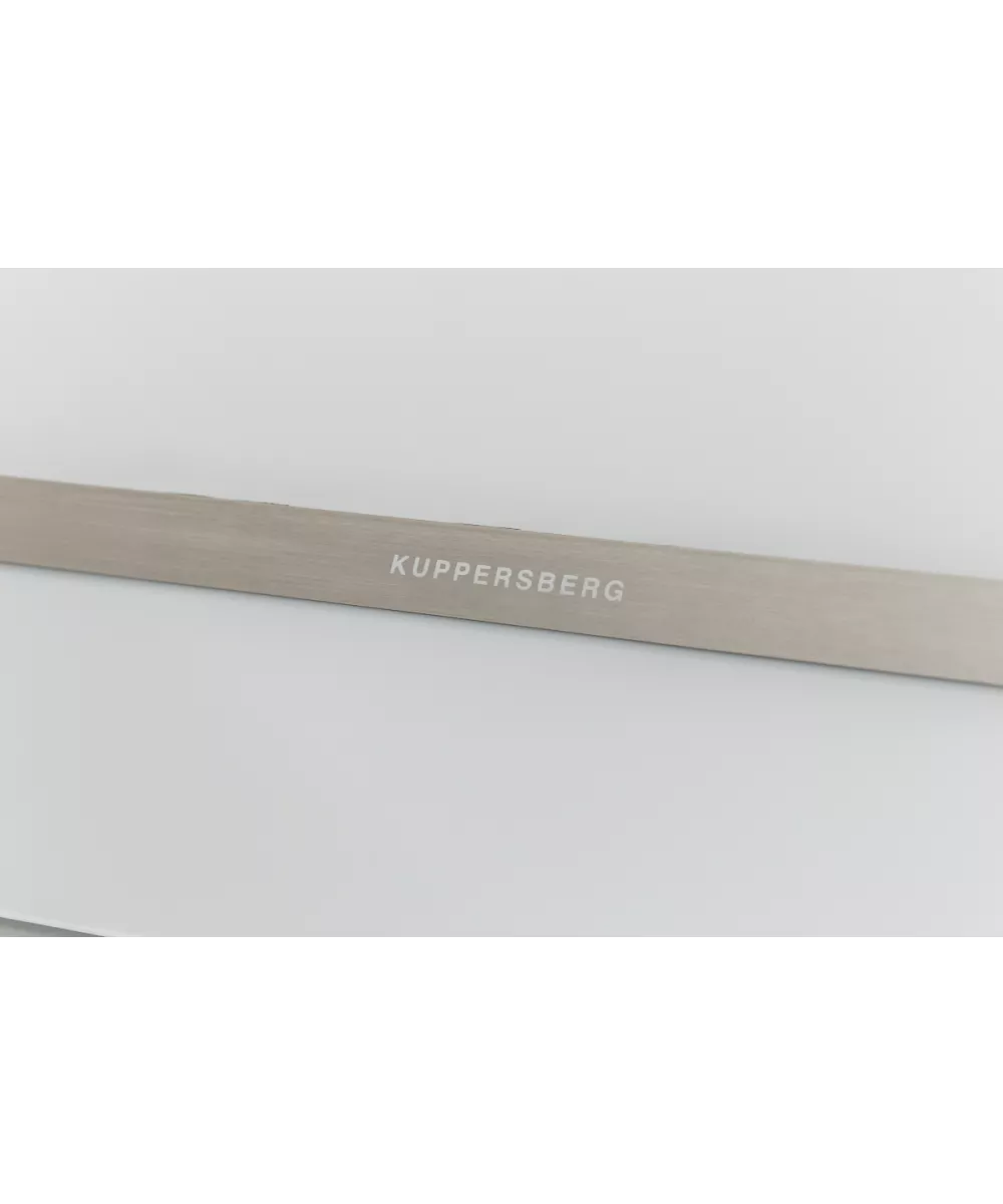 Sloping hood F 930 W